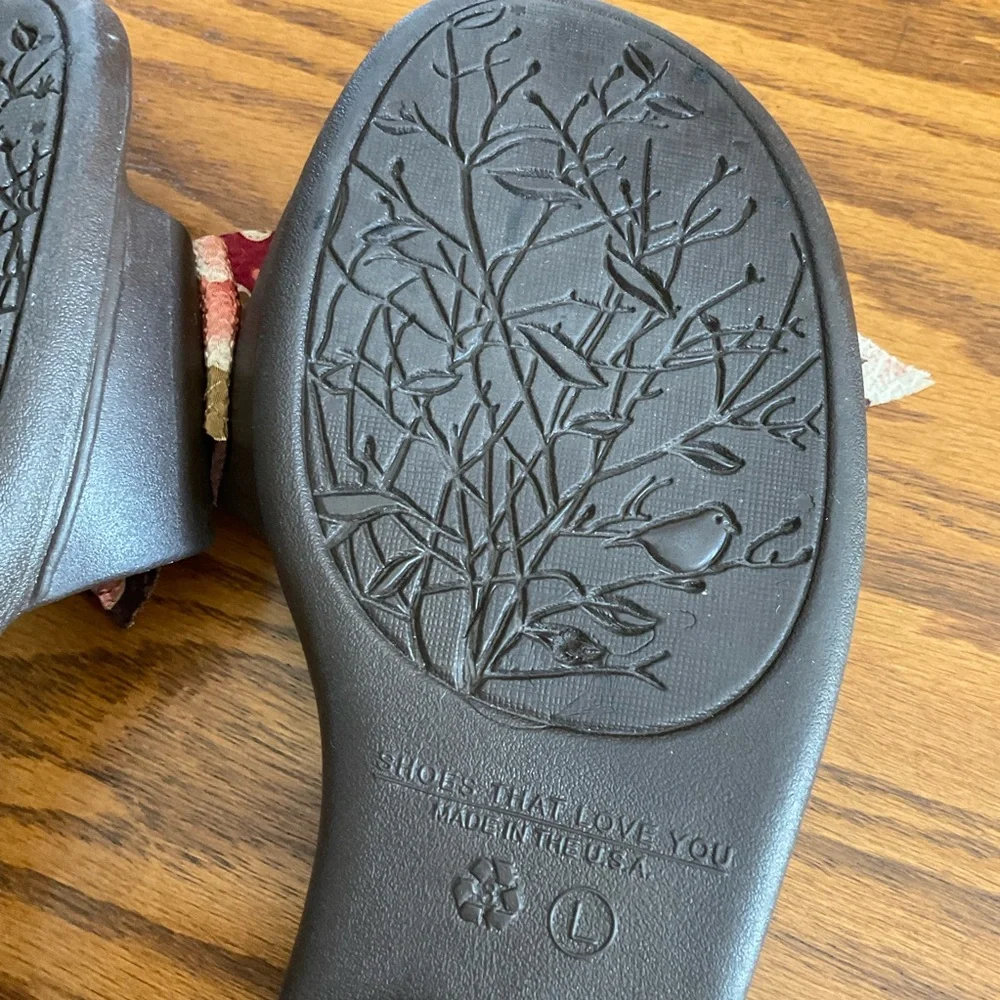 Oka b Madison Slides, Sz L (10-11)